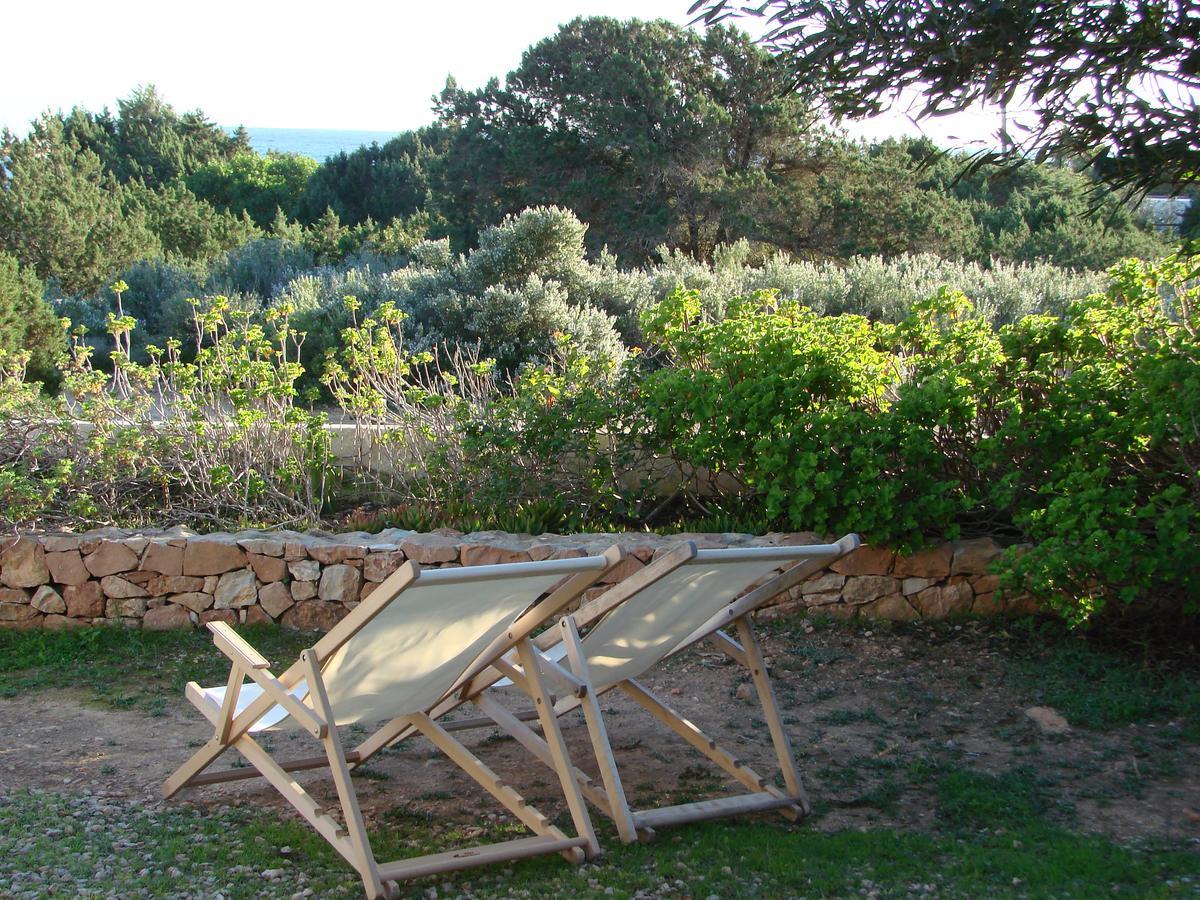 Apartamentos Laura Playa De Migjorn Eksteriør bilde